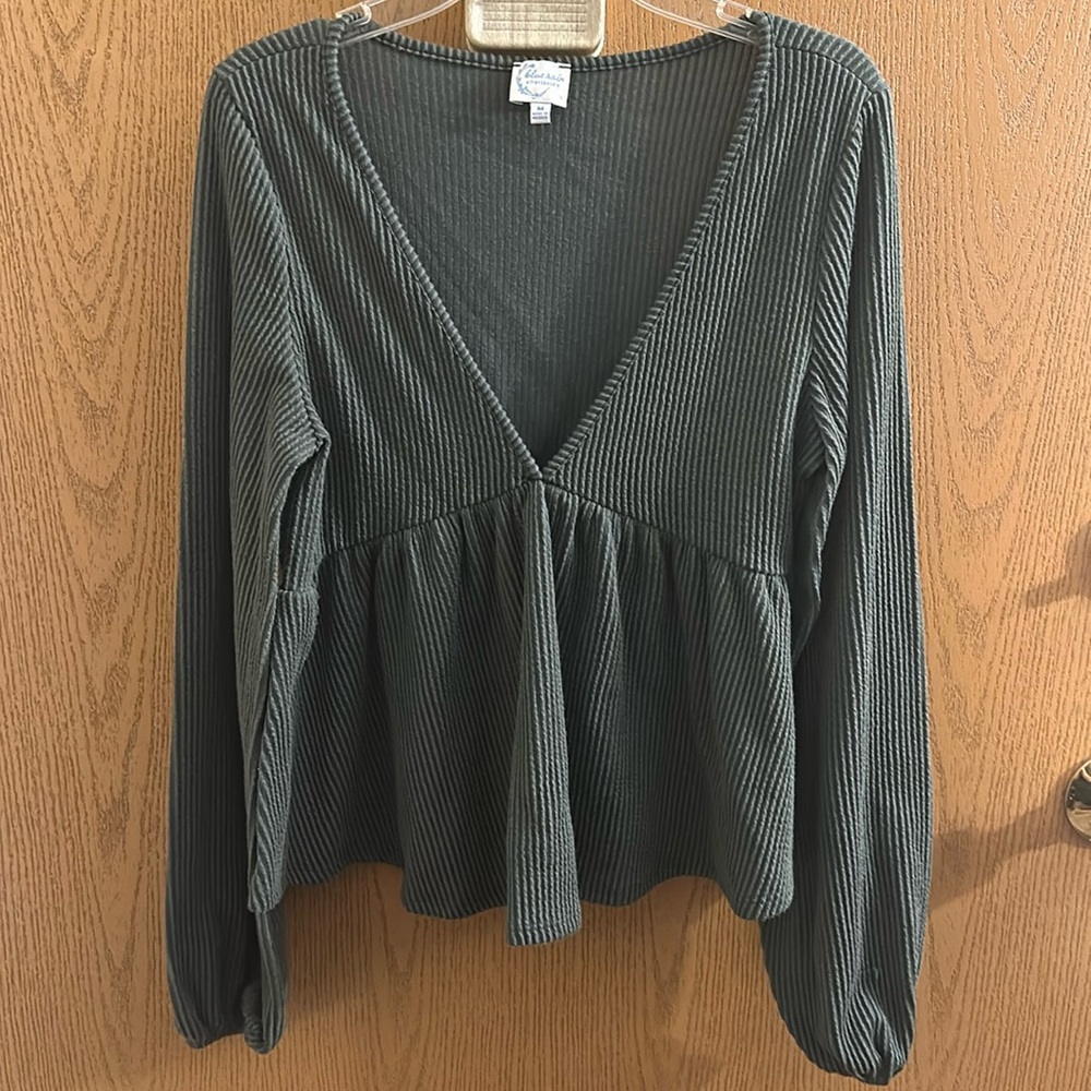 Long sleeve top